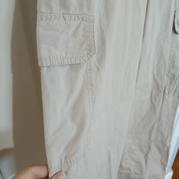 CottonOn Cargo Pants Sz8 Baggy Comfort Lightwieght - Picture 3 of 7